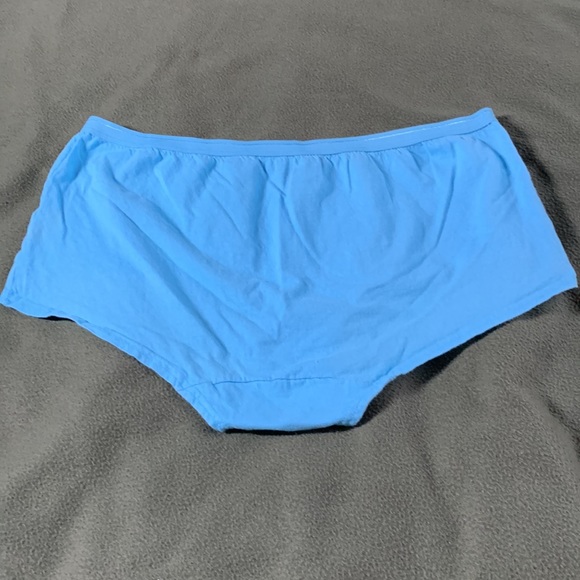 Lot of 2 new pairs Fruit of the Loom panties. One solid, one striped. Size 9 - Picture 9 of 9